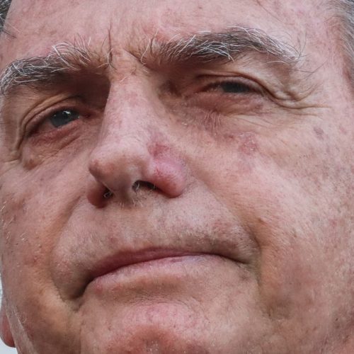 Brasília (DF), 18/10/2023, O ex-presidente Jair Bolsonaro, fala com jornalistas, na sede da Polícia Federal em Brasília. Foto: Valter Campanato/Agência Brasil